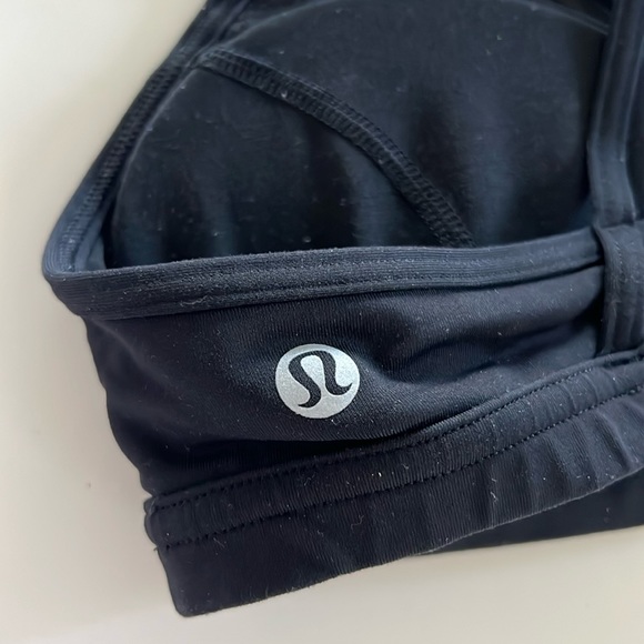 Lulu lemon workout clothes (price includes all items) - Picture 13 of 16